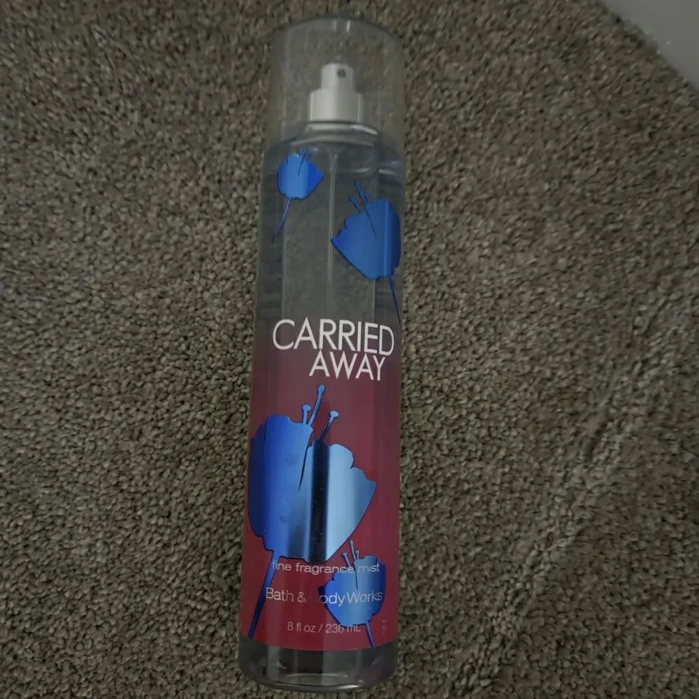 Bath & Body Works CARRIED AWAY Fine Fragrance Mist Body Spray 8 oz New - Picture 5 of 8